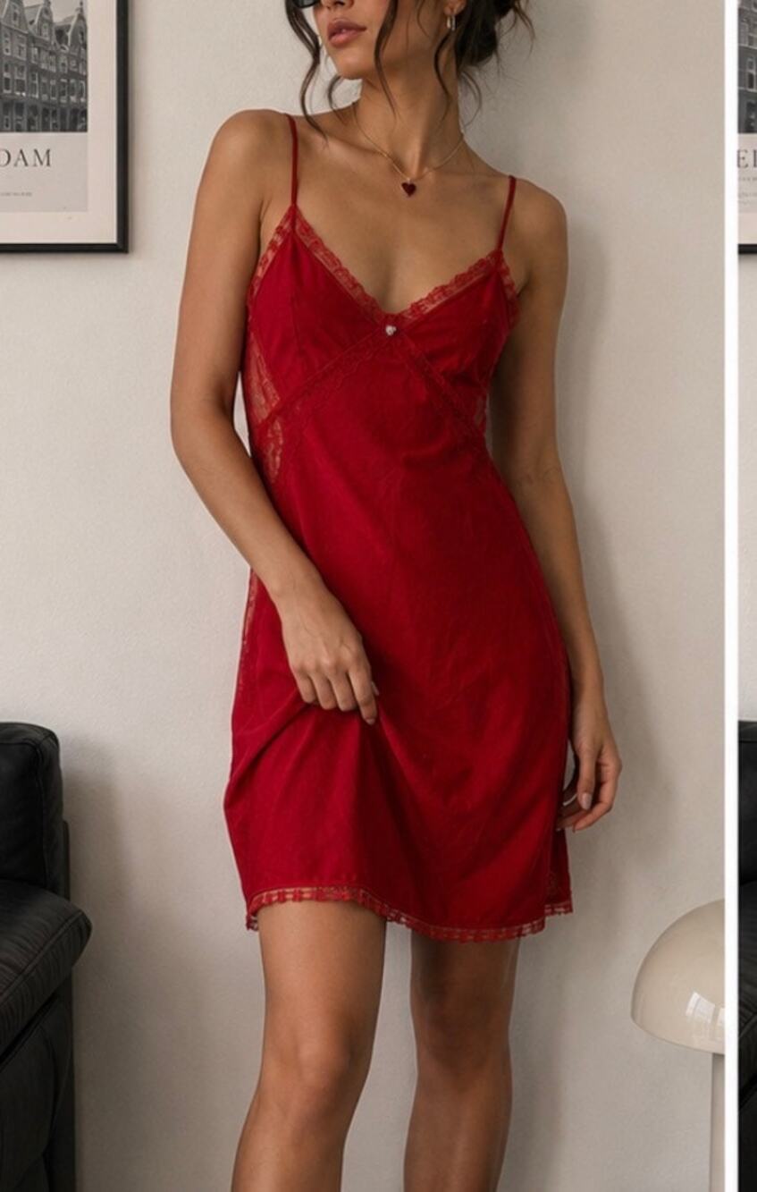 Vintage Ashley Taylor babydoll Red Satin Lace Slip Dress Nightgown Size 36B Y2K